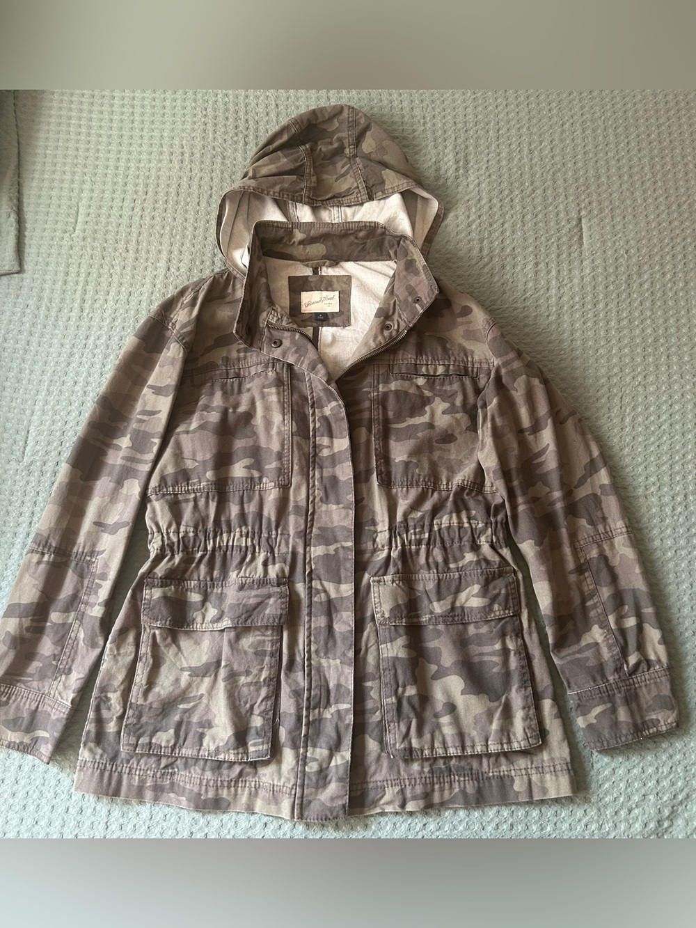 Universal Thread Olive Green Camo Hooded Utility Jacket